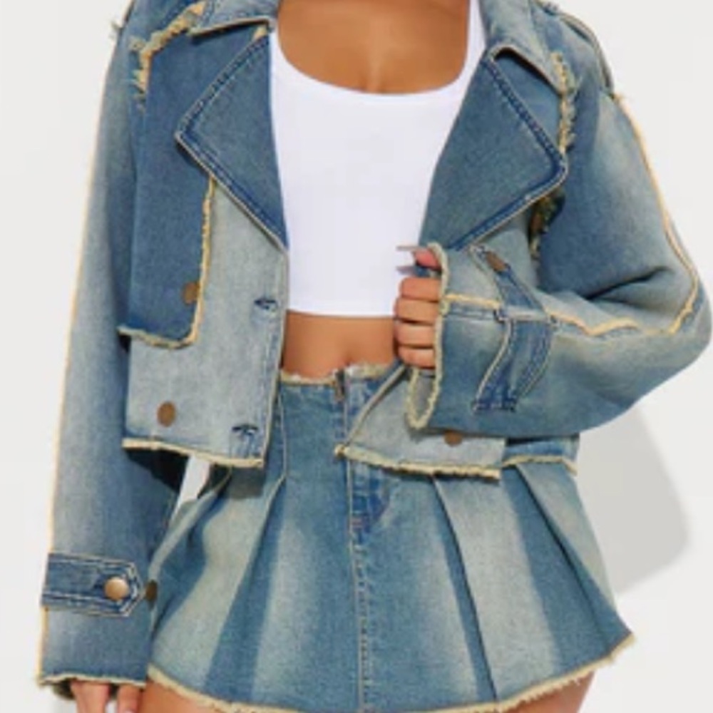 Lira Vintage Wash Denim Jacket with Frayed Trim